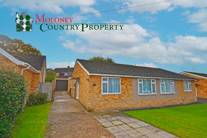 3 Bedroom Semi-Detached Bungalow For Sale In Sandhurst, Kent, TN18