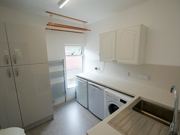 2 Bedroom Bungalow For Sale In Bradford Grove, Heysham, LA3