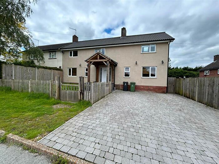 4 Bedroom House To Rent In Mill Hill, Bradenham, Thetford, IP25