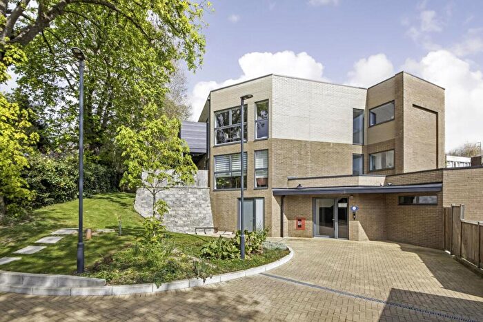 2 Bedroom Apartment For Sale In Auckland Road, Crystal Palace, London, SE19