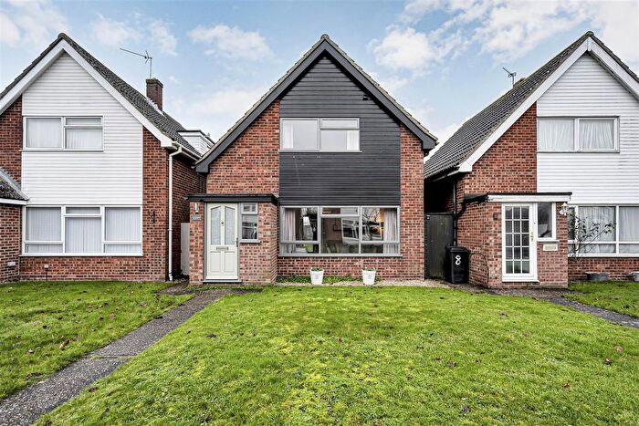 3 Bedroom Detached House For Sale In Mayfield Way, Mendlesham, IP14