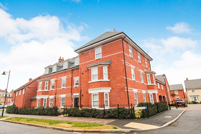 2 Bedroom Flat To Rent In Anglia Way, Great Denham, Bedford, MK40