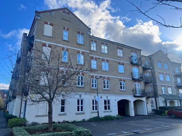 2 Bedroom Apartment To Rent In Coxhill Way, Aylesbury, HP21