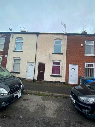 2 Bedroom House To Rent In Alexandra Street, Ashton-Under-Lyne, OL6