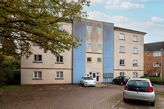 1 Bedroom Flat For Sale In Whistle Road, Mangotsfield, BS16