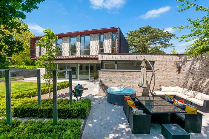 5 Bedroom Detached House For Sale In Alveston Leys, Alveston, Stratford-upon-Avon, Warwickshire, CV37