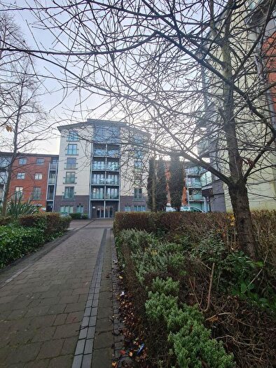 2 Bedroom Flat To Rent In Worsdell Drive, Gateshead, NE8