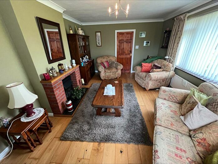 2 Bedroom Detached Bungalow For Sale In Dove Close, Louth, LN11