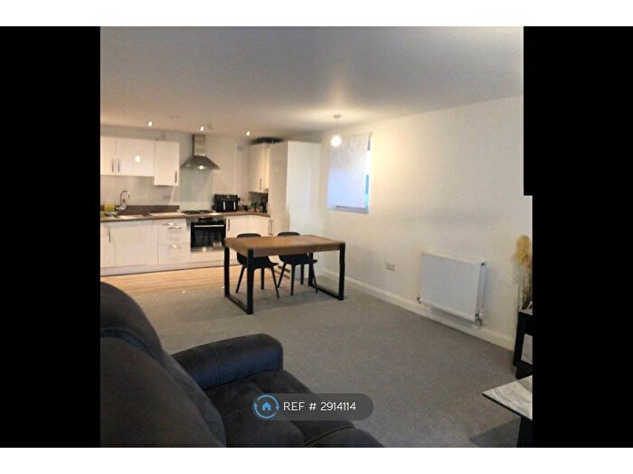 1 Bedroom Flat To Rent In Smithfield House, Birmingham, B5