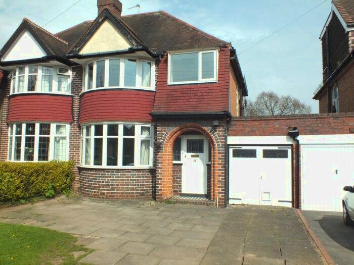 3 Bedroom Semi-Detached House To Rent In Braemar Road, Solihull, B92