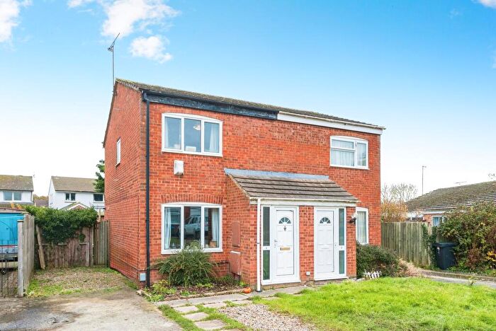2 Bedroom Semi-Detached House For Sale In Symonds, Freshbrook, Swindon, Wiltshire, SN5