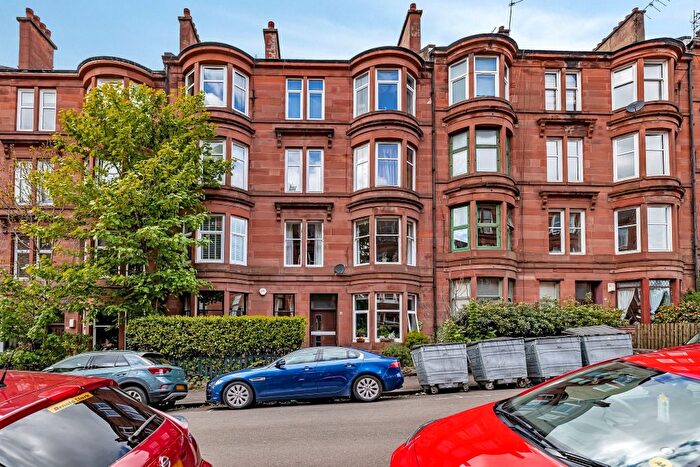 1 Bedroom Flat For Sale In Lyndhurst Gardens, North Kelvinside, Glasgow, G20