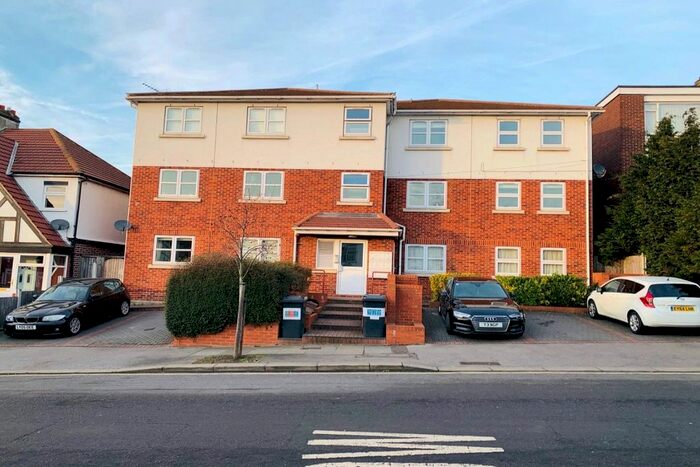 1 Bedroom Flat To Rent In Wanstead Lane, Ilford, IG1