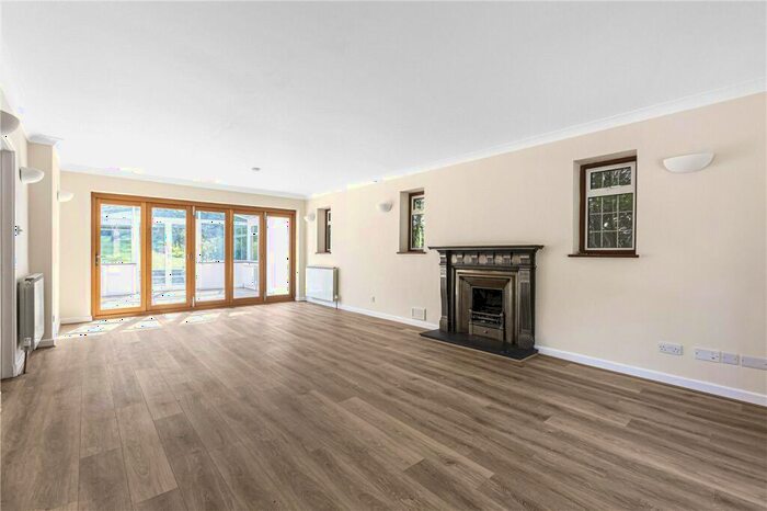 6 Bedroom Detached House For Sale In Firs Walk, Tewin, Welwyn, Hertfordshire, AL6