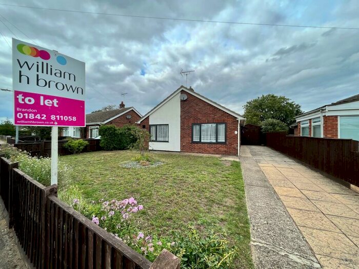 3 Bedroom Detached Bungalow To Rent In St Margarets Drive, Brandon, IP27