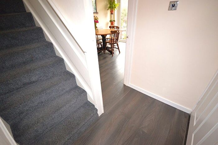 3 Bedroom Terraced House For Sale In Lon Ceirios, Newtown, Powys, SY16