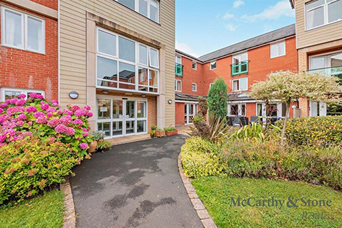 1 Bedroom Flat For Sale In Henderson Court, North Road, Ponteland, Newcastle Upon Tyne, NE20