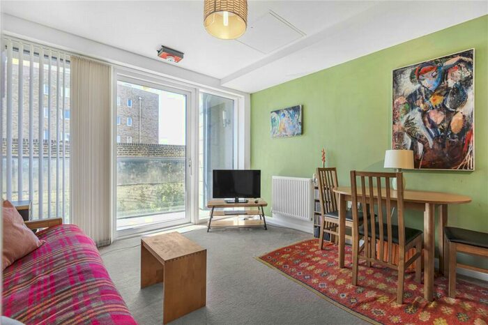 1 Bedroom Apartment To Rent In John Nash Mews, London, E14