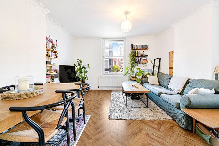 2 Bedroom Flat To Rent In Webber Row, London, SE1