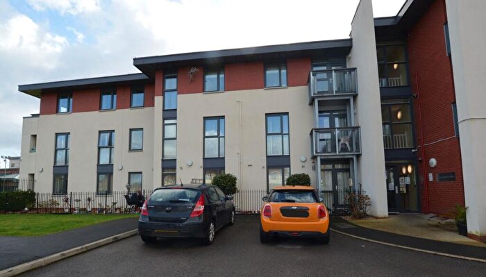2 Bedroom Apartment For Sale In The Bowling Green, Stretford, M32