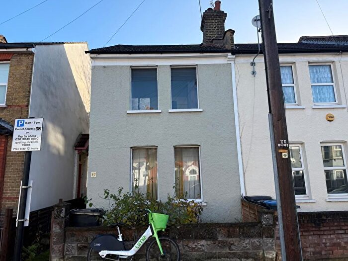 2 Bedroom End Terrace House For Sale In Pemdevon Road, Croydon, CR0