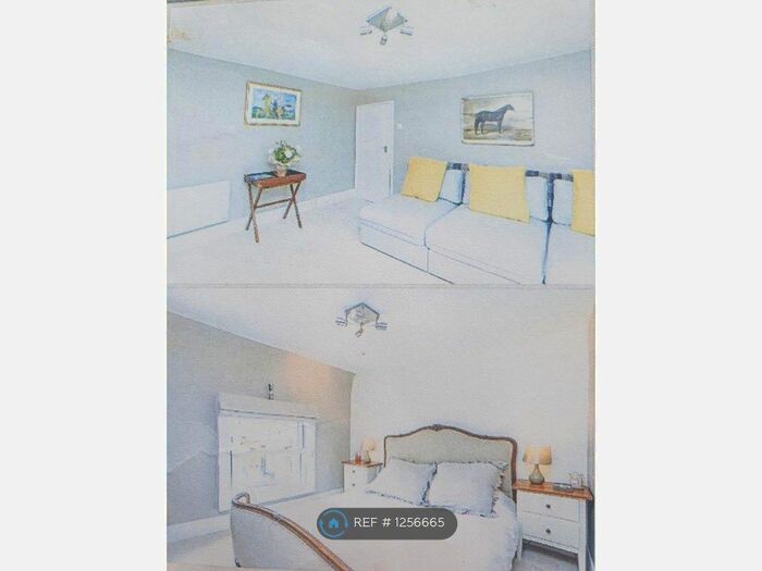 2 Bedroom Flat To Rent In High Street, Godalming GU7