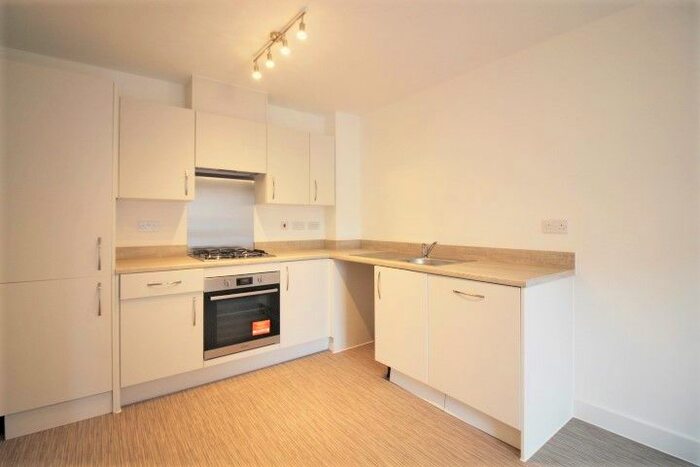 3 Bedroom Semi-Detached House To Rent In Quarry Heights, Harrington Lane, Exeter, EX4