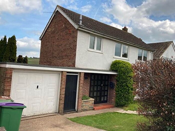 3 Bedroom Detached House To Rent In High Street, Elham, Canterbury, CT4
