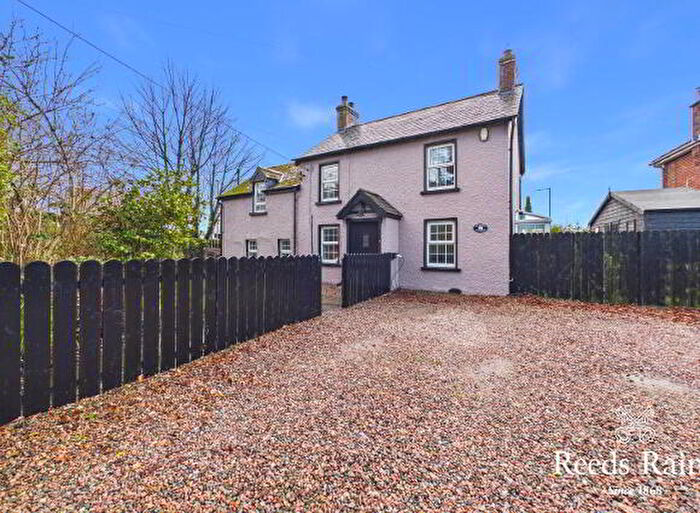 3 Bedroom Detached House For Sale In Burnbrae Avenue, Lisburn, BT27