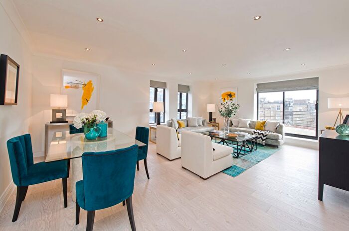 2 Bedroom Flat For Sale In Pembroke Road, Kensington, London, W8