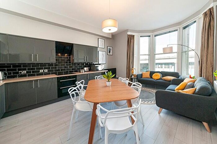 6 Bedroom Apartment To Rent In St. James House, - Portland Terrace, Newcastle Upon Tyne, NE2