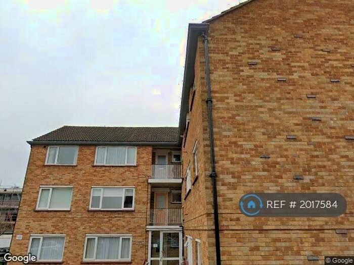 2 Bedroom Flat To Rent In Rodwell Close, Ruislip, HA4