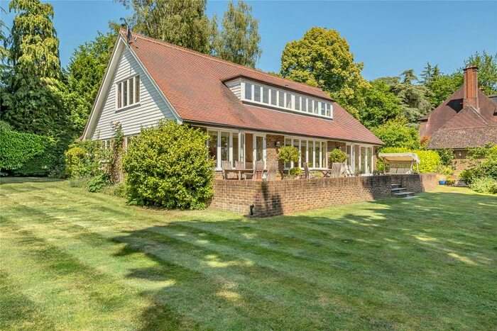 4 Bedroom Detached House To Rent In Hockering, Woking, Surrey, GU22