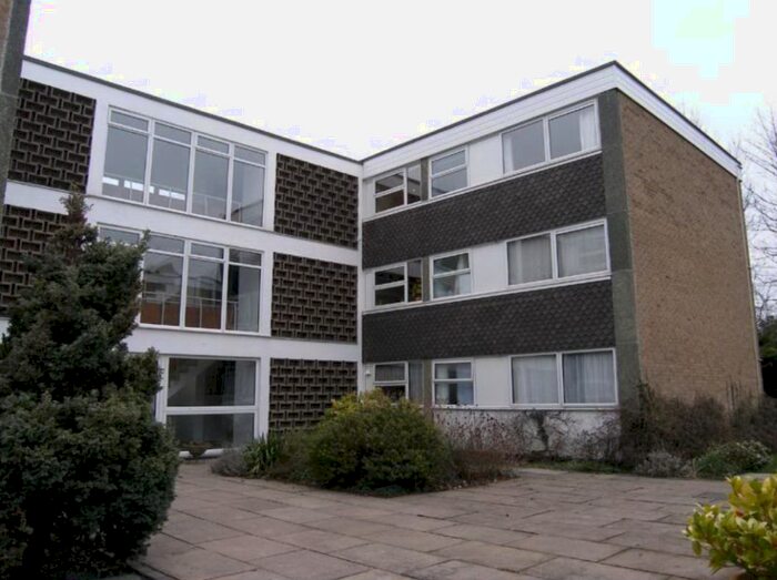 2 Bedroom Flat To Rent In Applecourt, Cambridge, CB2