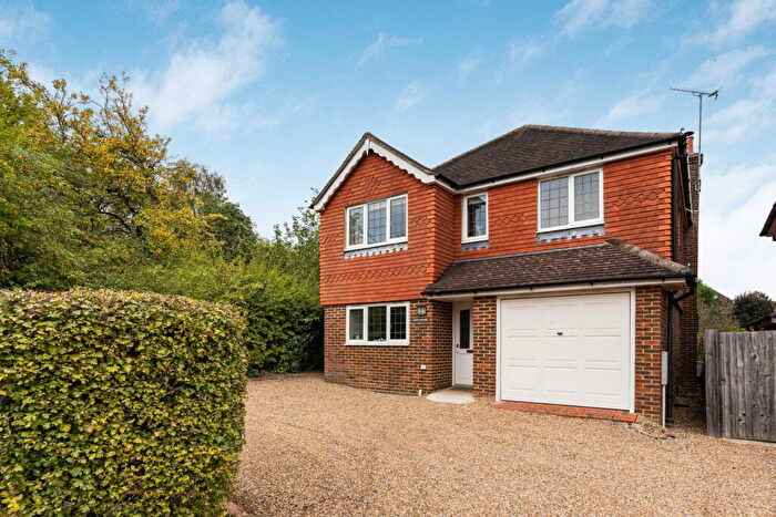 3 Bedroom Detached House For Sale In Thurne Way, Rudgwick, Horsham, RH12