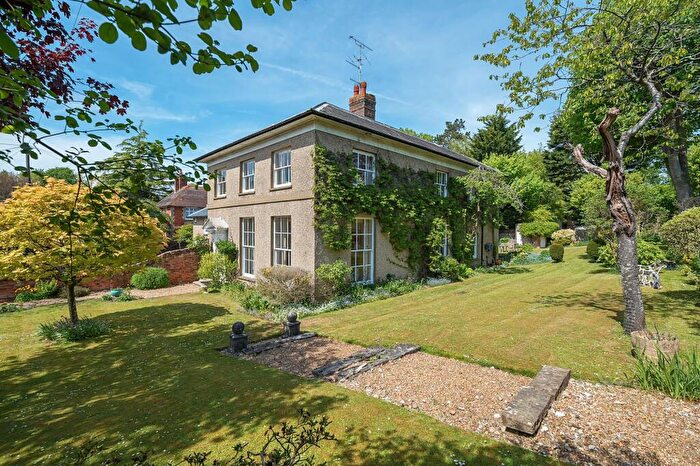 4 Bedroom Property For Sale In High Street, Findon, BN14