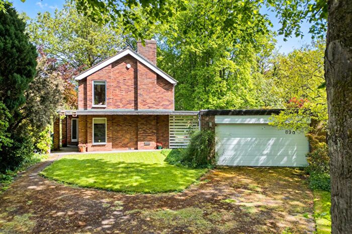 4 Bedroom Detached House For Sale In Framingham Road, Sale, M33