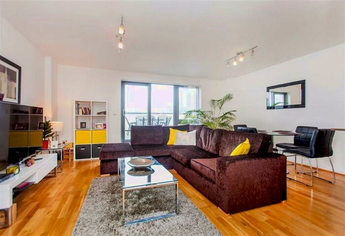 1 Bedroom Flat To Rent In Crowder Street, London, E1