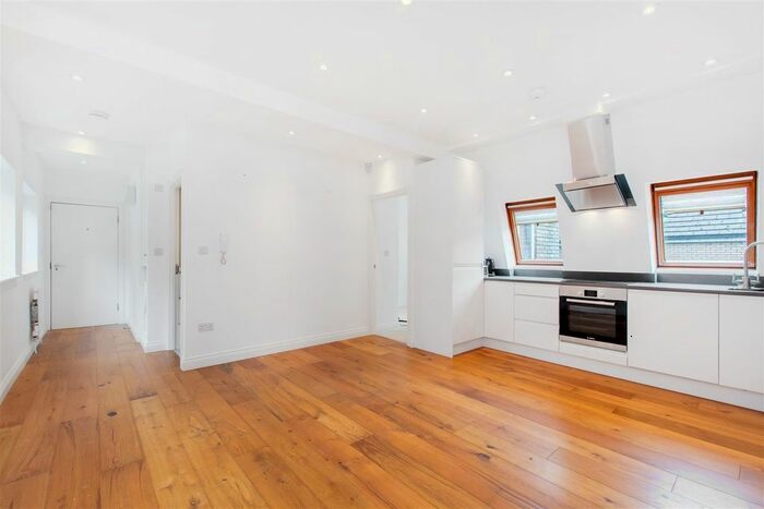 1 Bedroom Flat To Rent In Keswick House, Anerley Road, Anerley, London, SE20