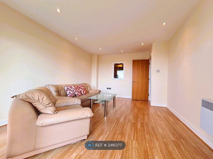 2 Bedroom Flat To Rent In Central House, London, E15