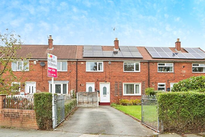 3 Bedroom Terraced House For Sale In Queensway, Guiseley, Leeds, LS20