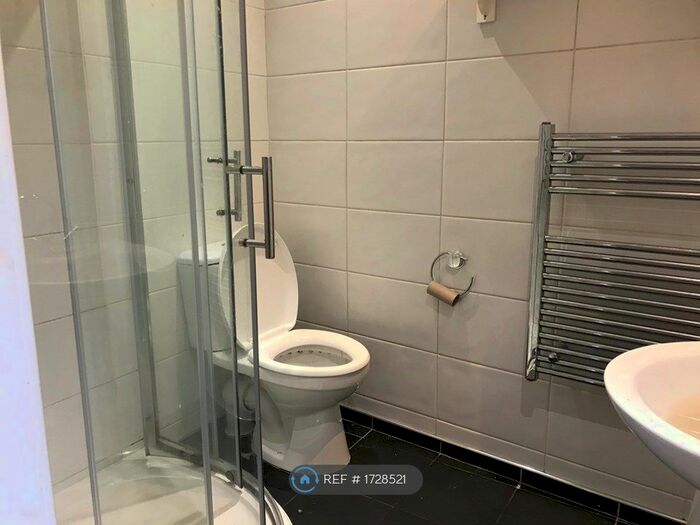 Studio To Rent In Town Street, Stanningley, Pudsey, LS28