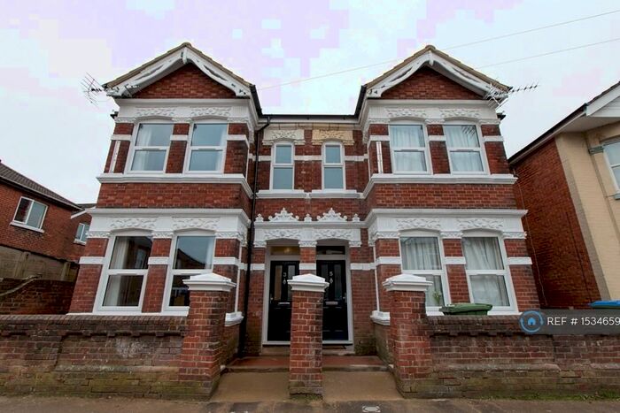 6 Bedroom Semi-Detached House To Rent In Coventry Road, Southampton, SO15