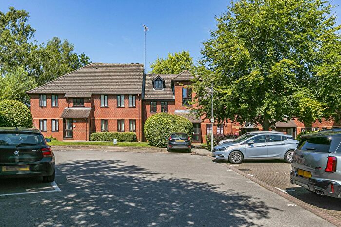 1 Bedroom Flat To Rent In Balfour Court, Station Road, Harpenden, AL5