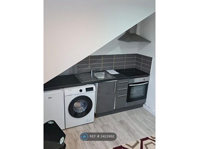 Studio To Rent In Thornton Road, Thornton, Bradford, BD13
