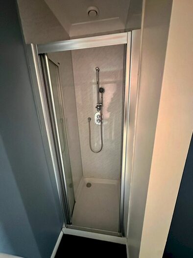 1 Bedroom Studio To Rent In Douglas Crescent, Dunstable, Bedfordshire, LU5