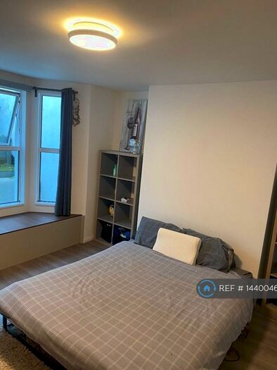 1 Bedroom Flat To Rent In Albany Terrace, Chatham, ME4