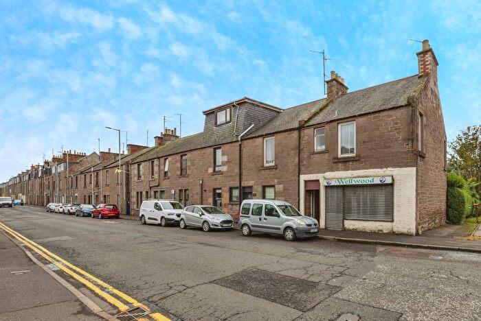 2 Bedroom Maisonette For Sale In Montrose Street, Brechin, Angus, DD9