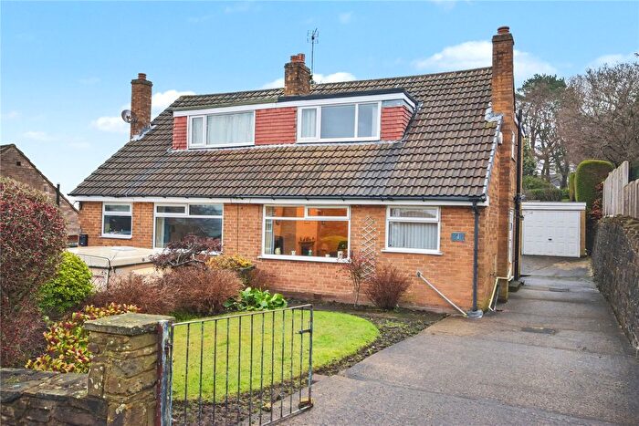 3 Bedroom Semi Detached House For Sale In Carr Bridge Avenue, Leeds, West Yorkshire, LS16