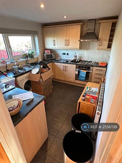 2 Bedroom Flat To Rent In Great Hoggett Drive, Beeston, Nottingham, NG9